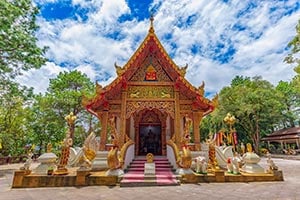 Phra That Doi Tung