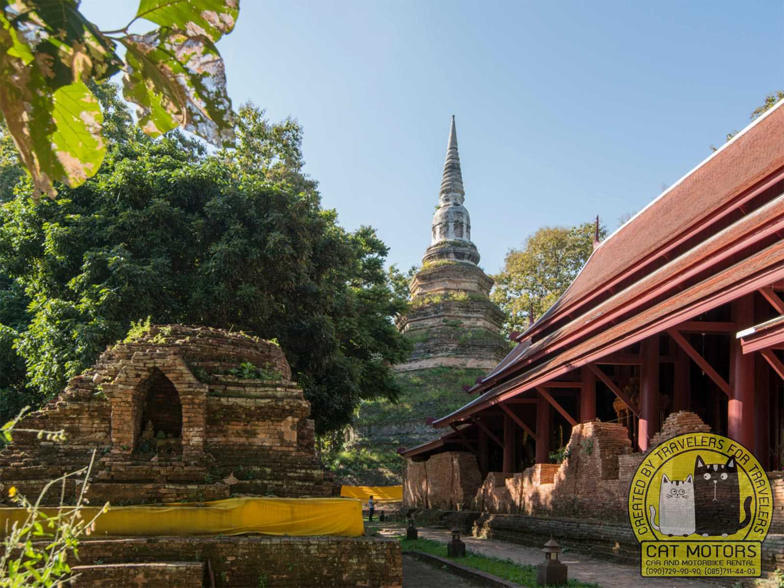Wat Phra That Chedi Luang Chiang Saen