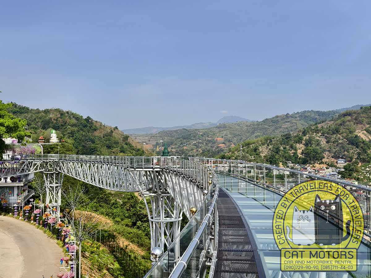 Skywalk at Wat Doi Wao Mae Sai