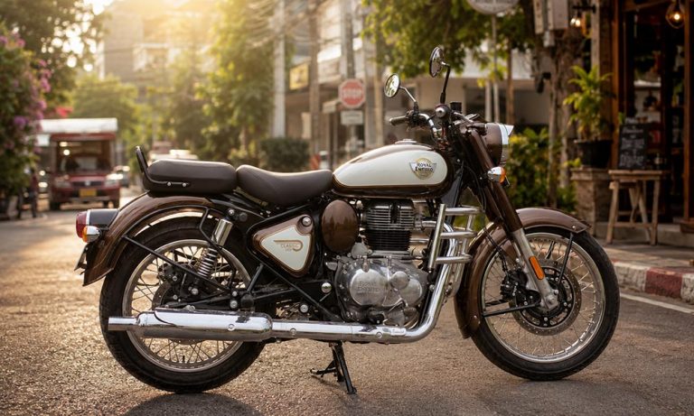 classic retro motorcycle rental in chiang mai